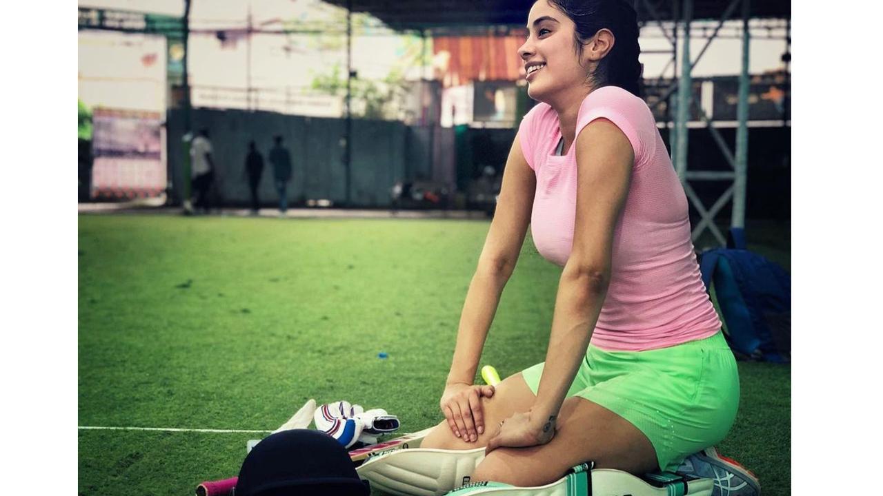 Watch video! Janhvi Kapoor on learning cricket for 'Mr and Mrs Mahi' and 'Dostana 2'